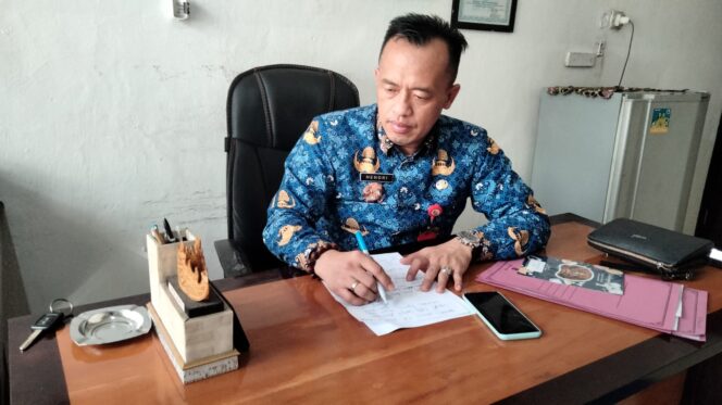 
 Serbu Di Pasar Sentral Ada Pasar Murah /// Hendri: Kita Tekan Inflasi