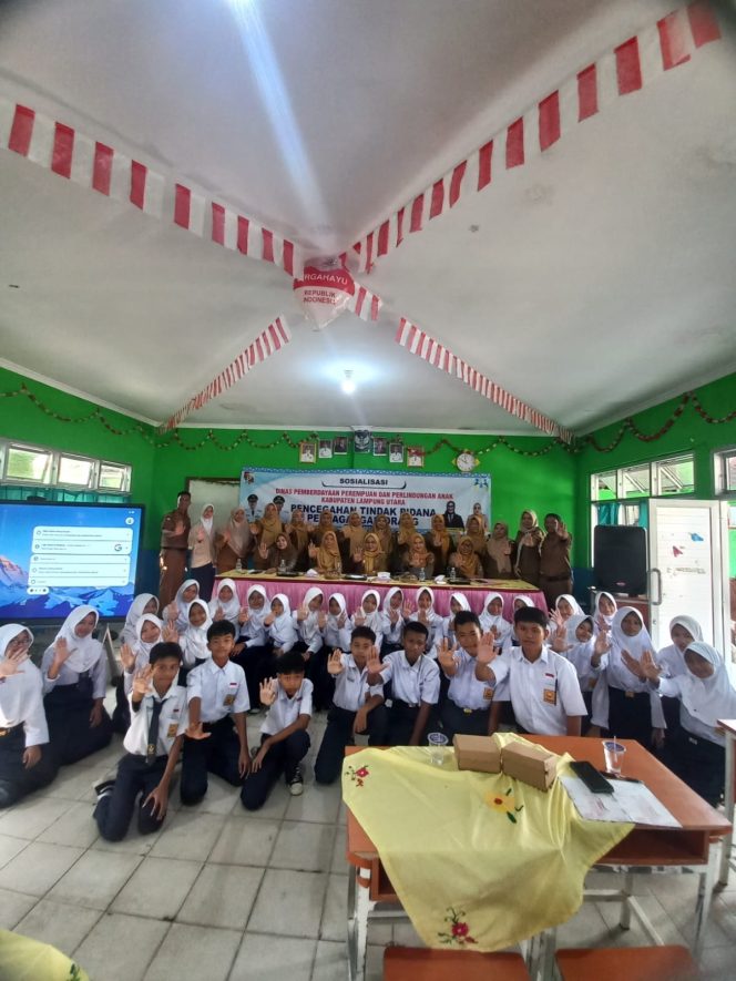 
 Cegah Kekerasan Terhadap Anak, Sri Mulyana Sosialisasi ke Sekolah Hingga Kecamatan