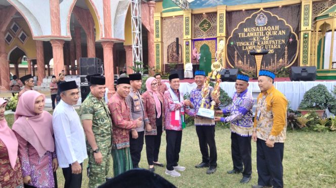 
 Jadi Juara Umum MTQ, Kecamatan Abung Selatan Raih Piala Bupati