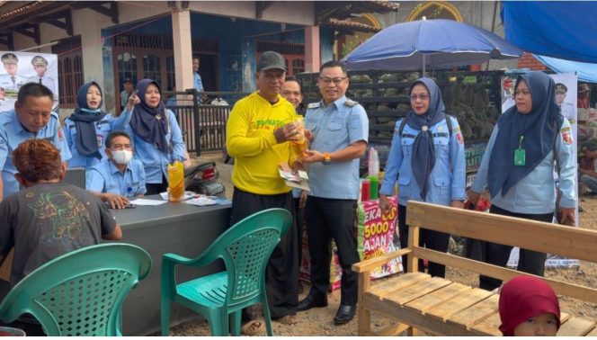
 Sisir Pasar, Desyadi Buka ‘Lapak Jejamo’ di Tanjung Raja